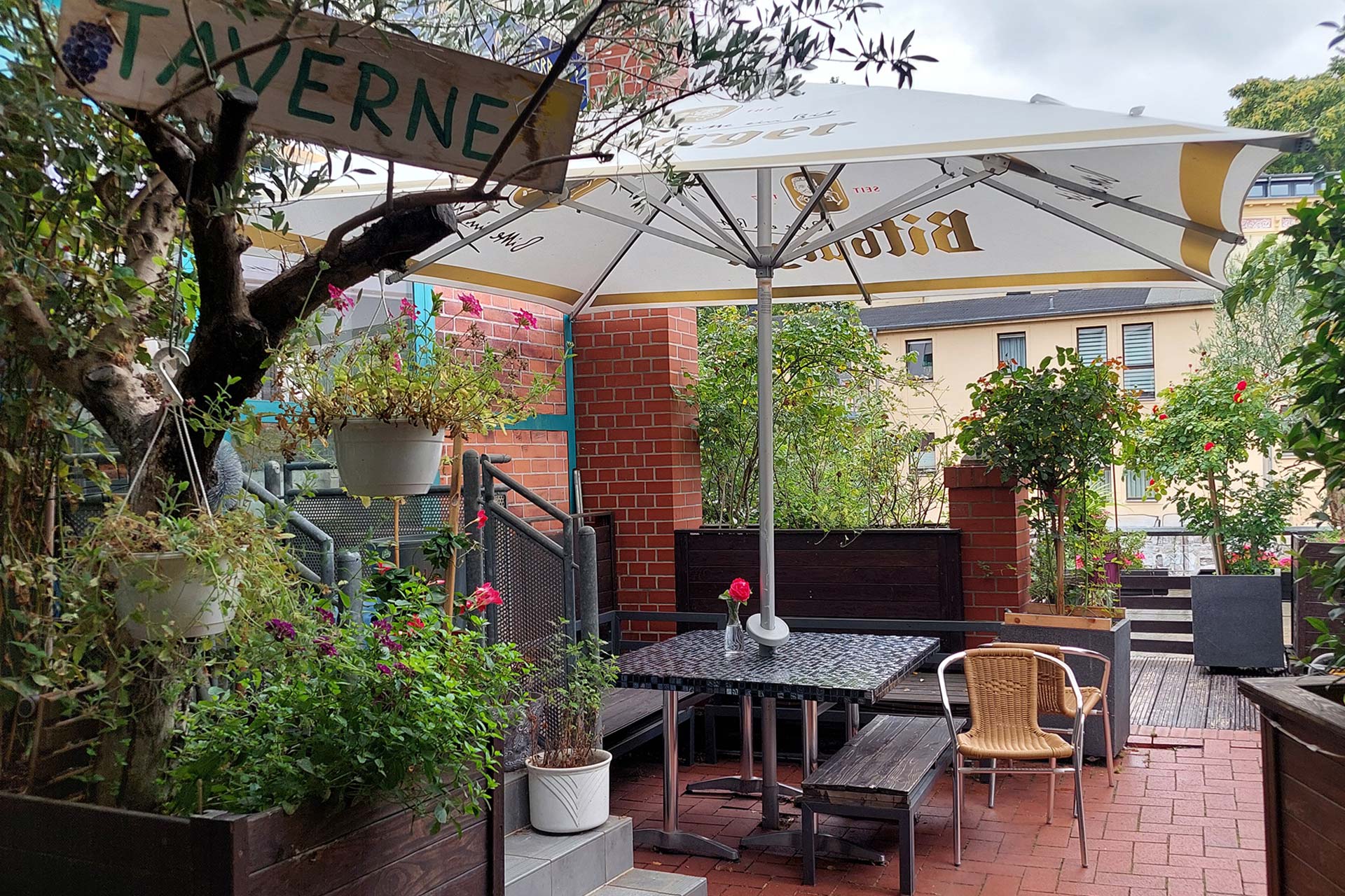 035.ouzeri-taverne-waskostdas-leipzig-griechisches-restaurant-souflaki-tzatziki-weisse-elster